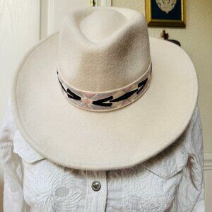Nikki Beach New Moon White Wool Felt Hat NWT
